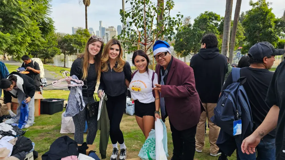 a piece of sunshine christmas feeding the homeless